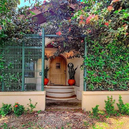 Vive Utila - Bed & Breakfast Exterior photo