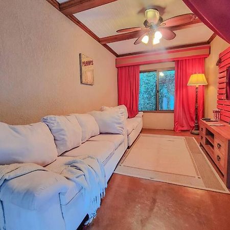Vive Utila - Bed & Breakfast Exterior photo