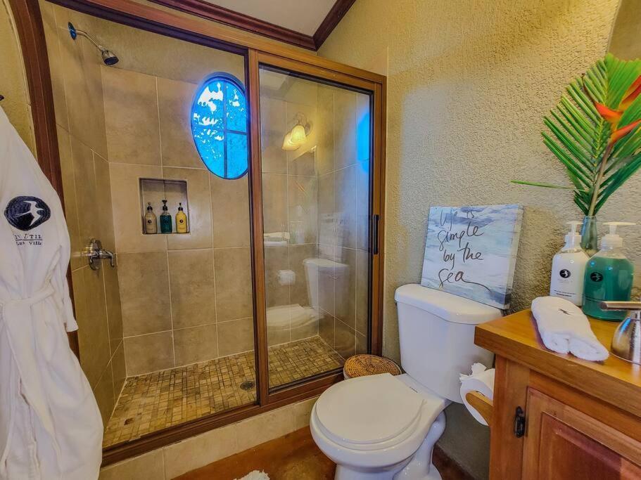 Vive Utila - Bed & Breakfast Exterior photo